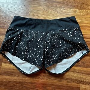 Oiselle Navy and White Patterned Athletic Shorts